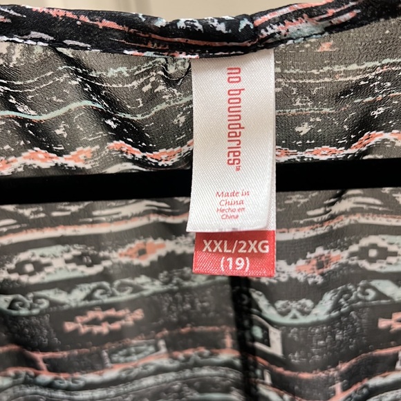 No Boundaries Multi-Color Fly Away Cardigan Size XXL - Picture 4 of 10